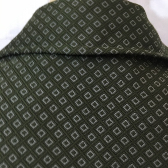 Dana Buchman Blazer Size 12P - Picture 4 of 10